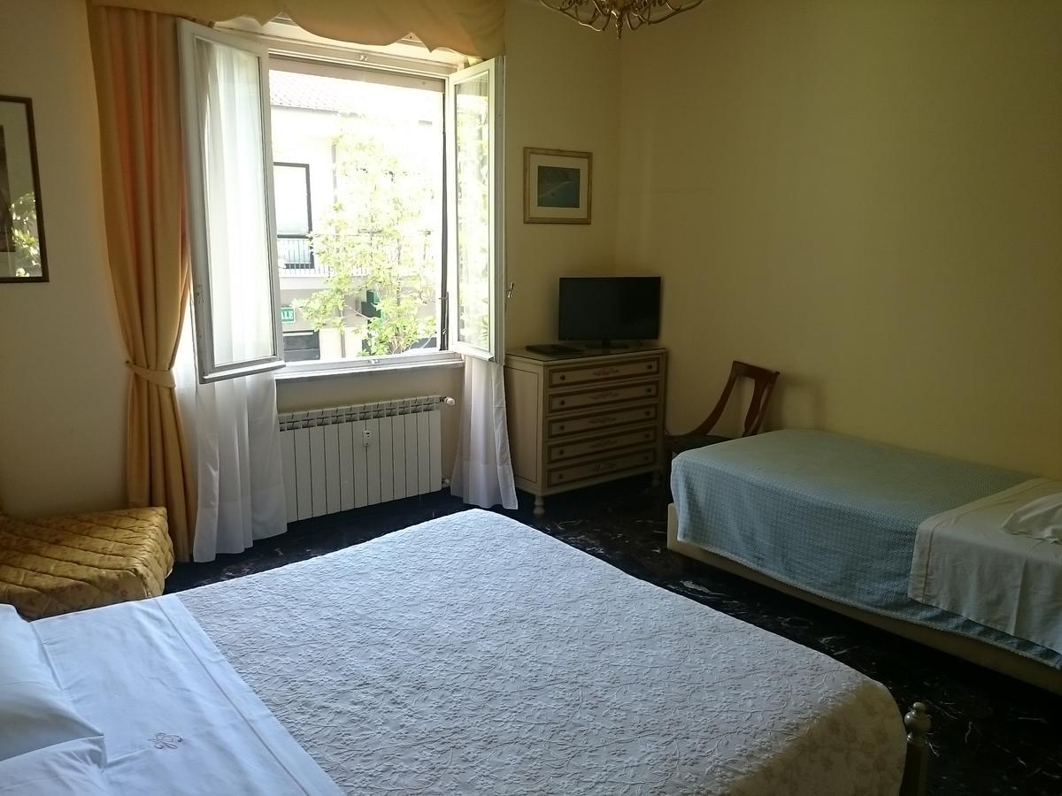 Hotel Pescetto อัลเบงกา ภายนอก รูปภาพ