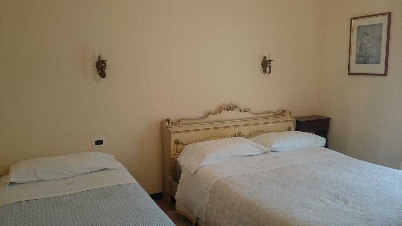 Hotel Pescetto อัลเบงกา ภายนอก รูปภาพ